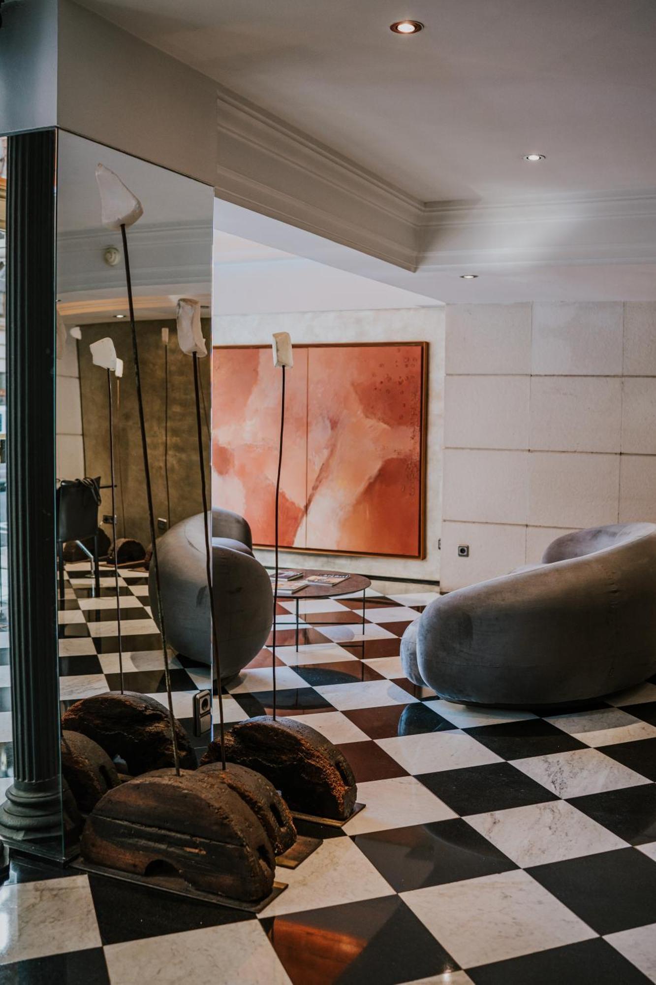 Hotel Gran Derby Suites, A Small Luxury Hotel Of The World Barcelona Ngoại thất bức ảnh